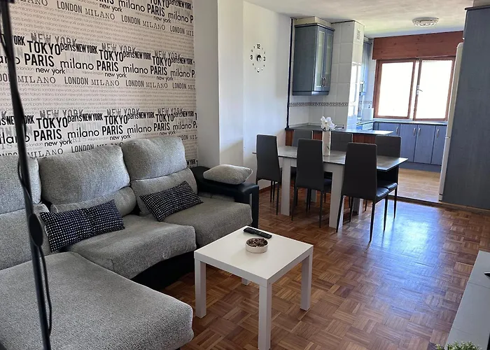 Acogedor Con Vistas A La Catedral Y Parking * אוביידו