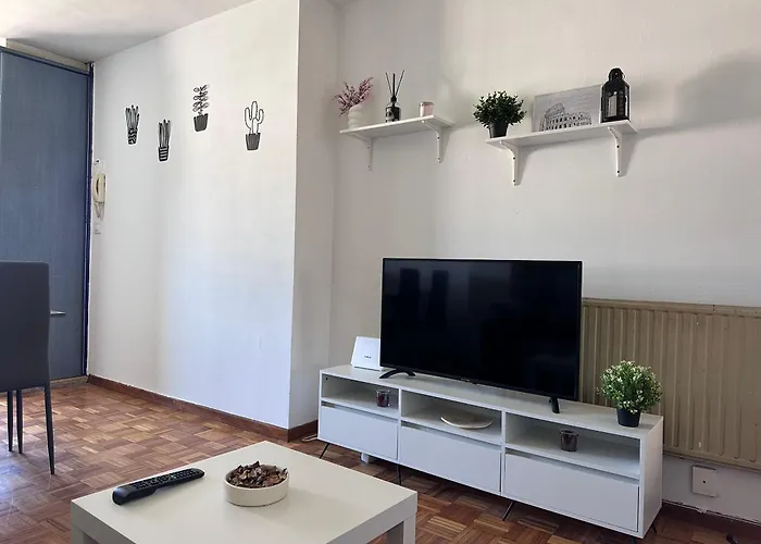 Acogedor Con Vistas A La Catedral Y Parking דירה אוביידו